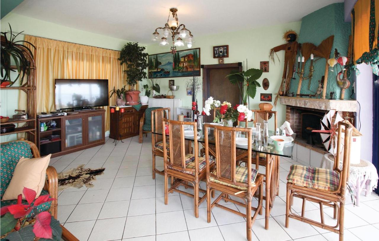 2 Bedroom Stunning Apartment In Keratea Vromopousi 외부 사진