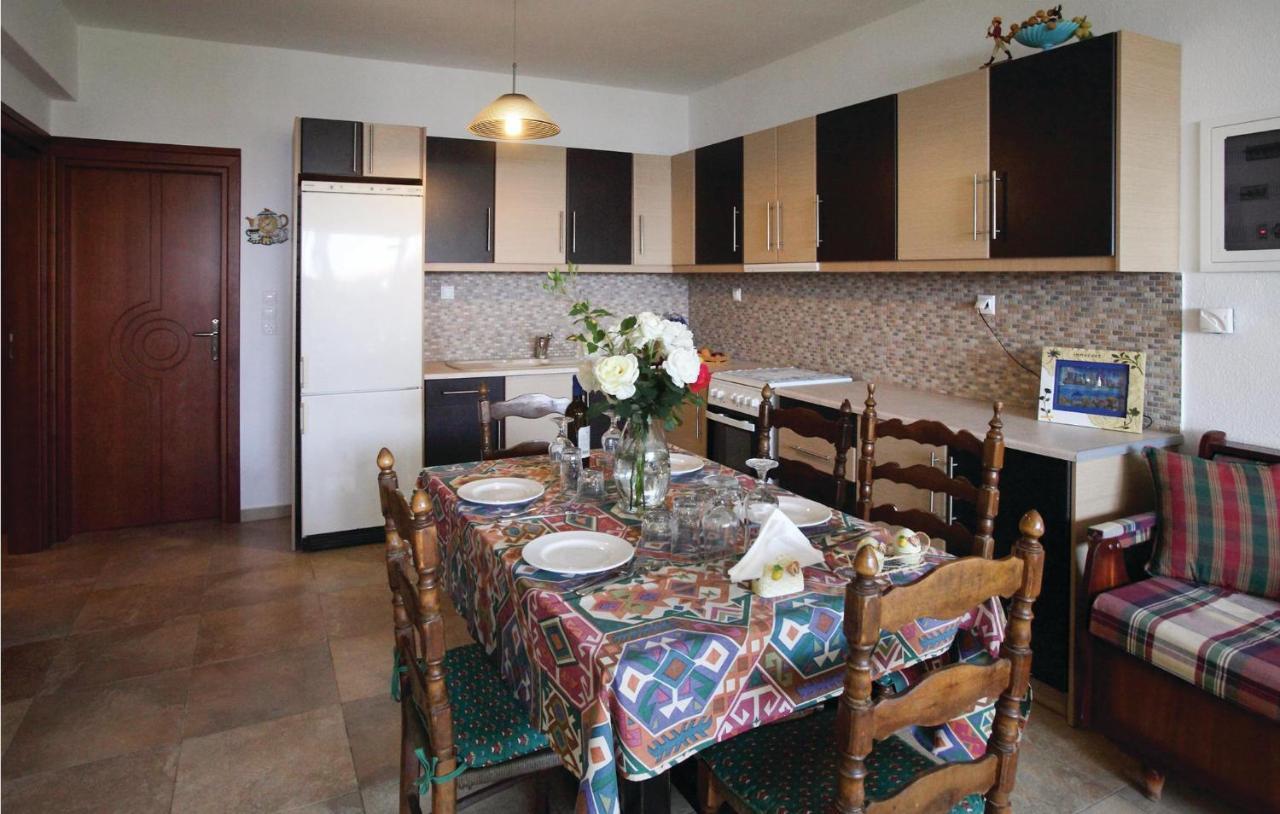 2 Bedroom Stunning Apartment In Keratea Vromopousi 외부 사진